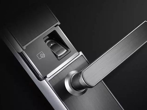 叠彩24小时上门开锁公司